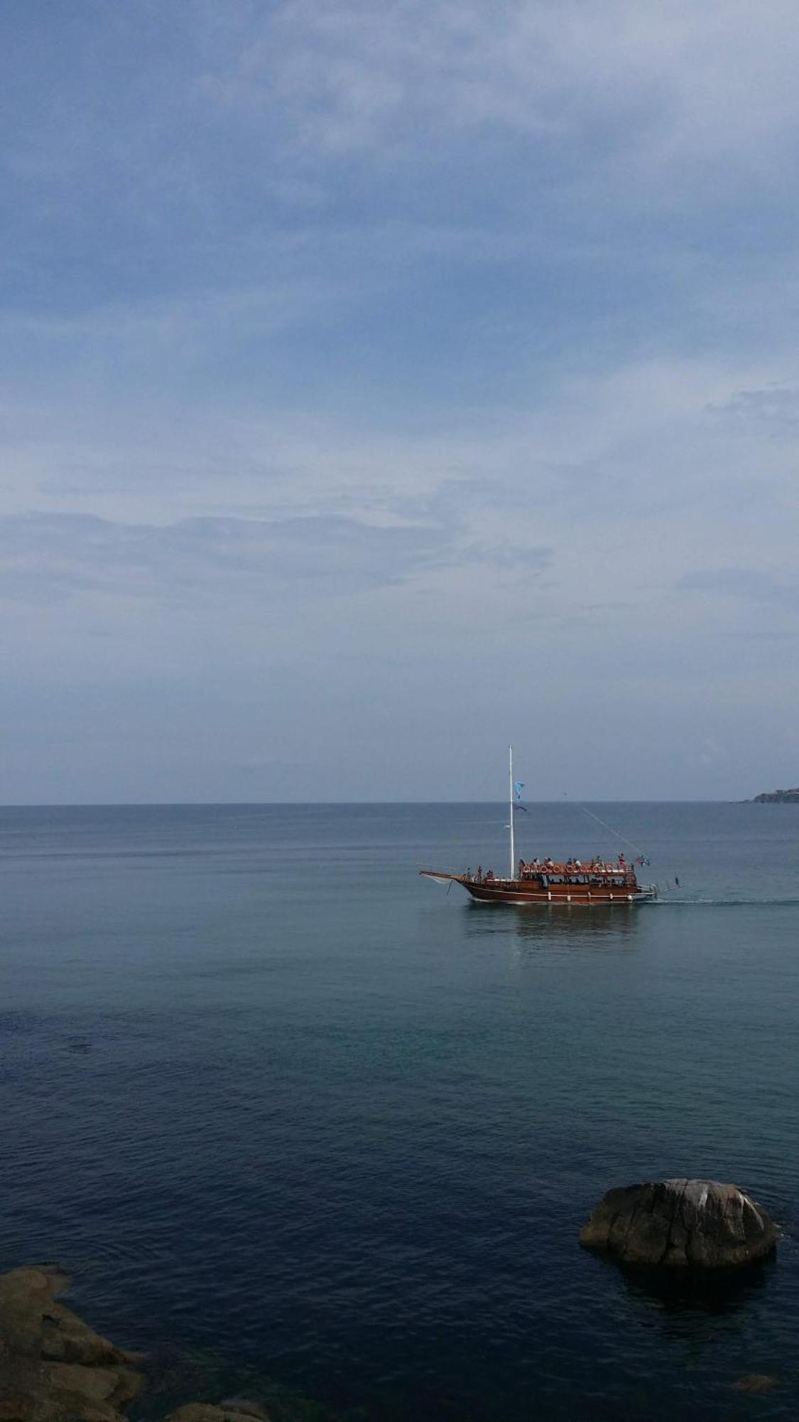 Orange Residence Pantai Sunny Bagian luar foto